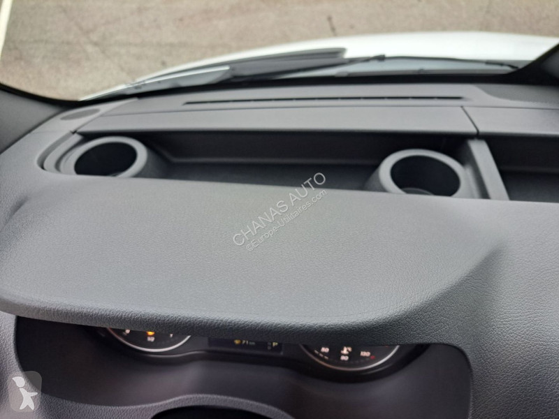 Véhicule utilitaire Mercedes 317 CDI 43 3.5T...