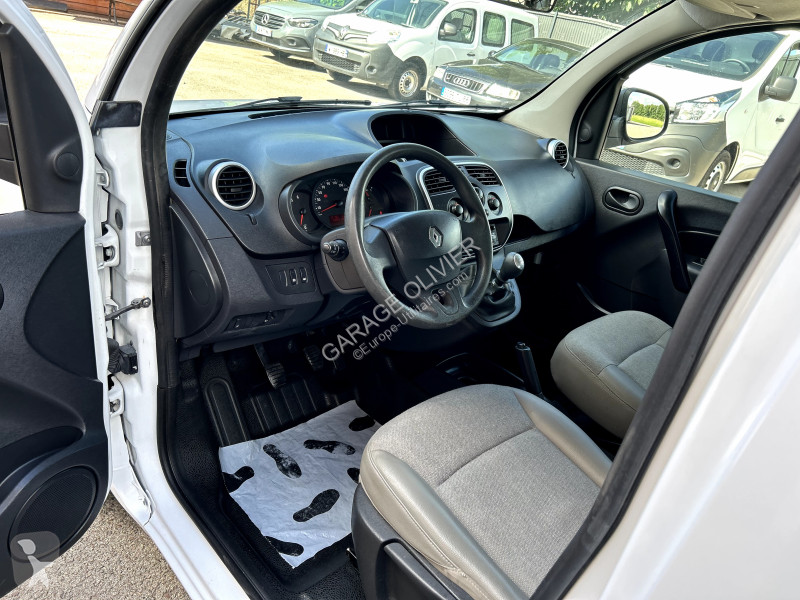 Véhicule utilitaire Renault Maxi Grand Volume...