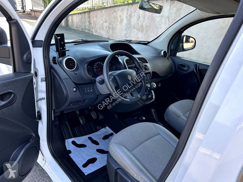 عربة نفعية Renault Maxi Grand Volume 1.5 Blue...