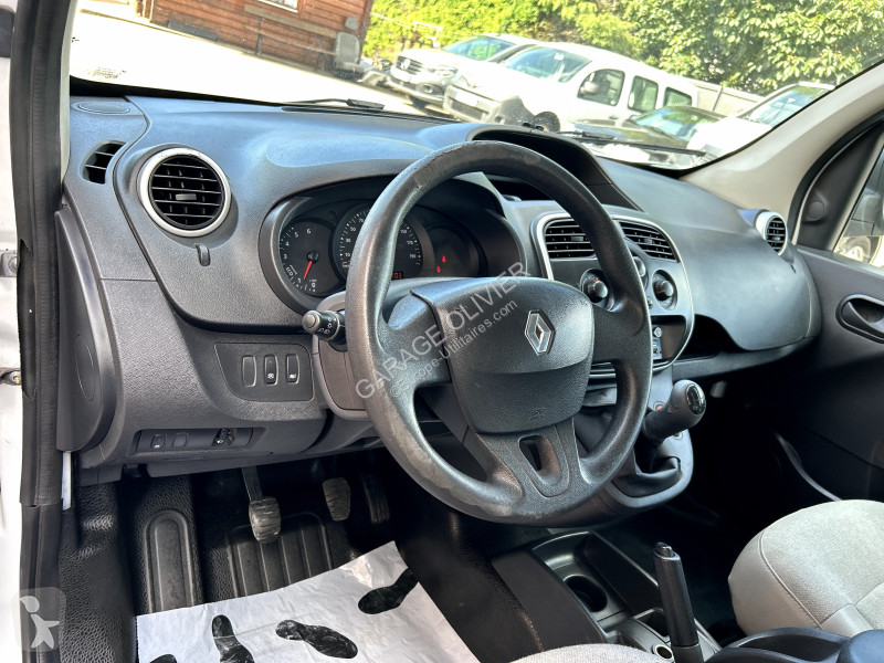 Véhicule utilitaire Renault Maxi Grand Volume...
