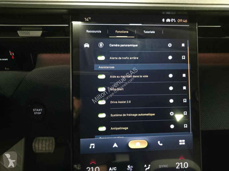 Véhicule utilitaire Citroën C5 AIRCROSS 1.2i...