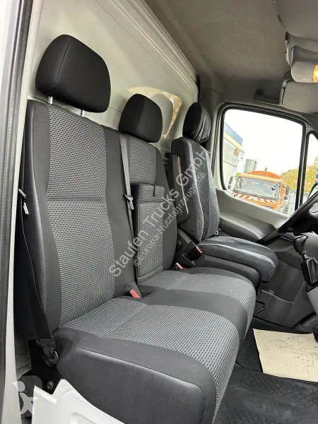 Furgoneta Mercedes 516 luftgefedert *Tiefkühl...