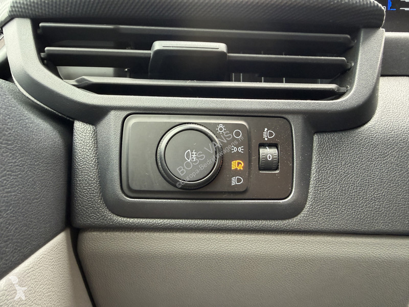 Véhicule utilitaire Ford 2.0 136PK L1H1 LED...