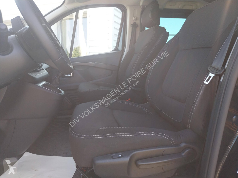 عربة نفعية Nissan Primastar Combi L1H1 3.0t 2.0...