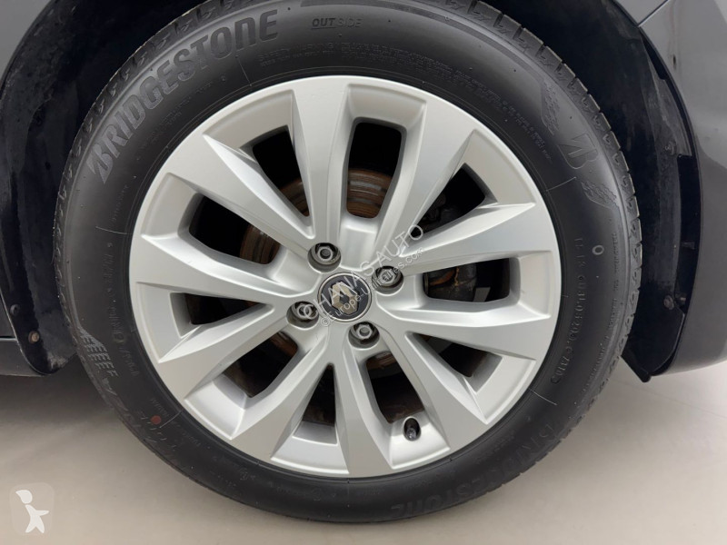 Лекотоварен автомобил Renault 1.0 TCe 100 Intens