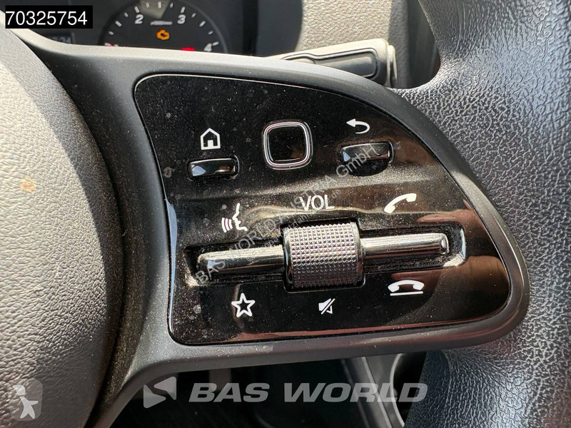 عربة نفعية Mercedes 215 CDI Automatik 150PS...
