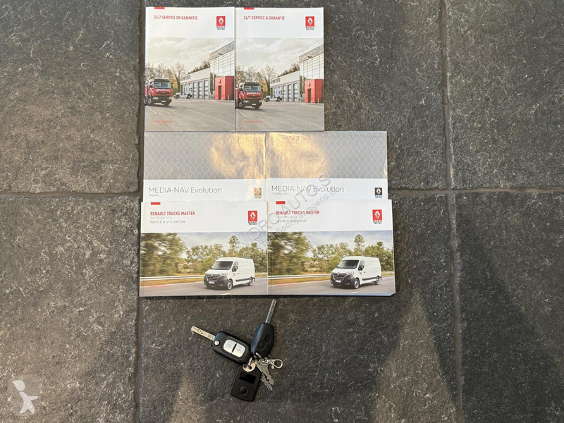 Renault STX S3 Paardenwagen Hengsten uitvoering...