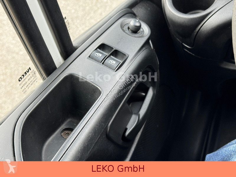 Samochód dostawczy Iveco 35C13