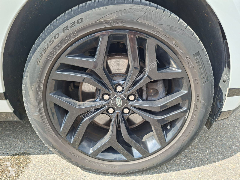 Samochód dostawczy Land Rover R-Dynamic S 200...