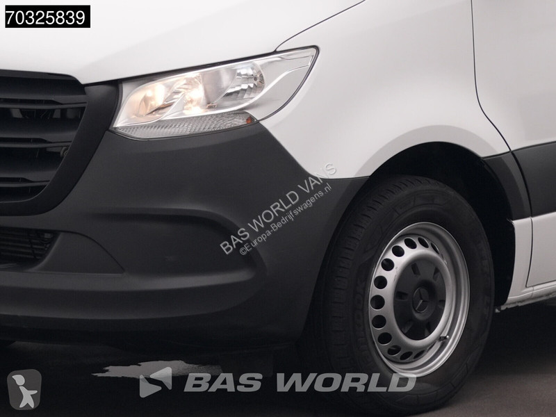 Bedrijfswagen Mercedes 311 CDI L2H2 Airco...