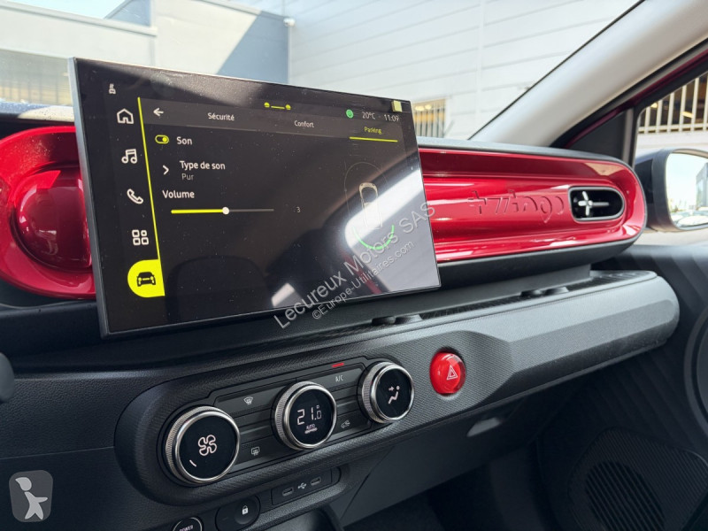 Veicolo commerciale Renault E-tech (4) techno...