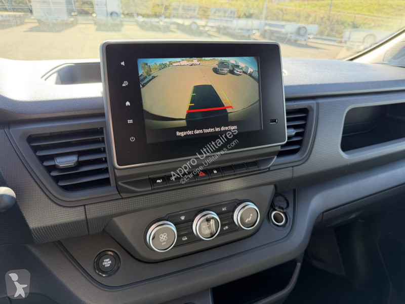 Лекотоварен автомобил Renault