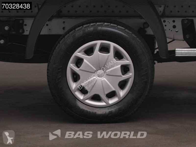 عربة نفعية Ford 130pk Laadklep Bakwagen Airco...