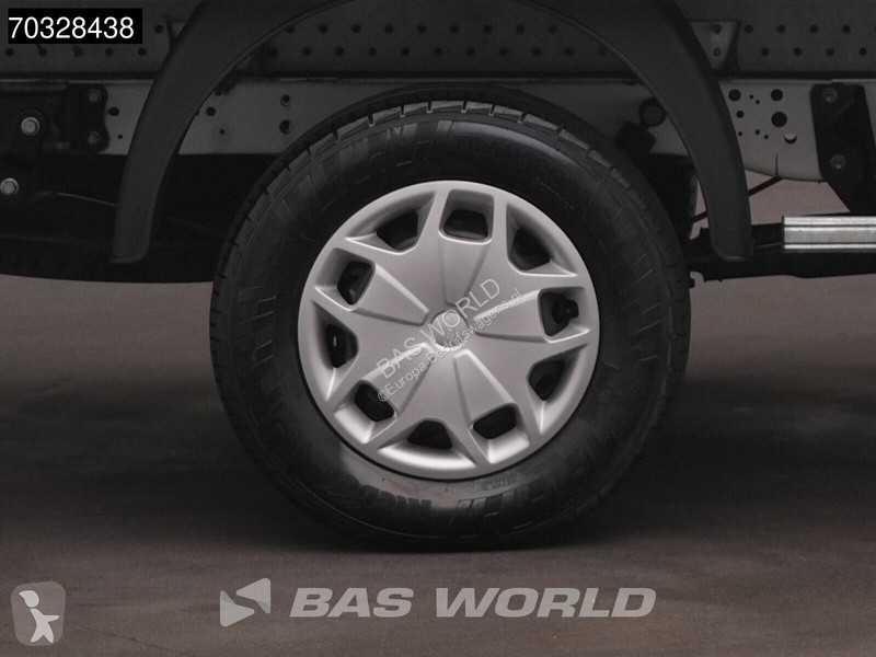 عربة نفعية Ford 130pk Laadklep Bakwagen Airco...