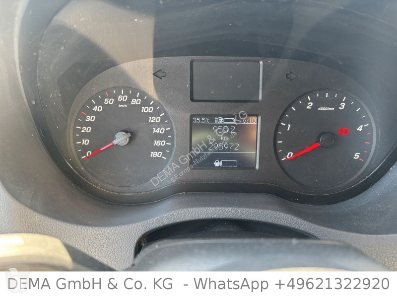 عربة نفعية Mercedes...