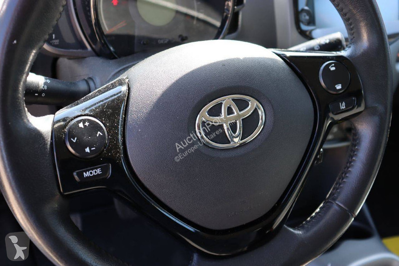 Autoutilitară Toyota
