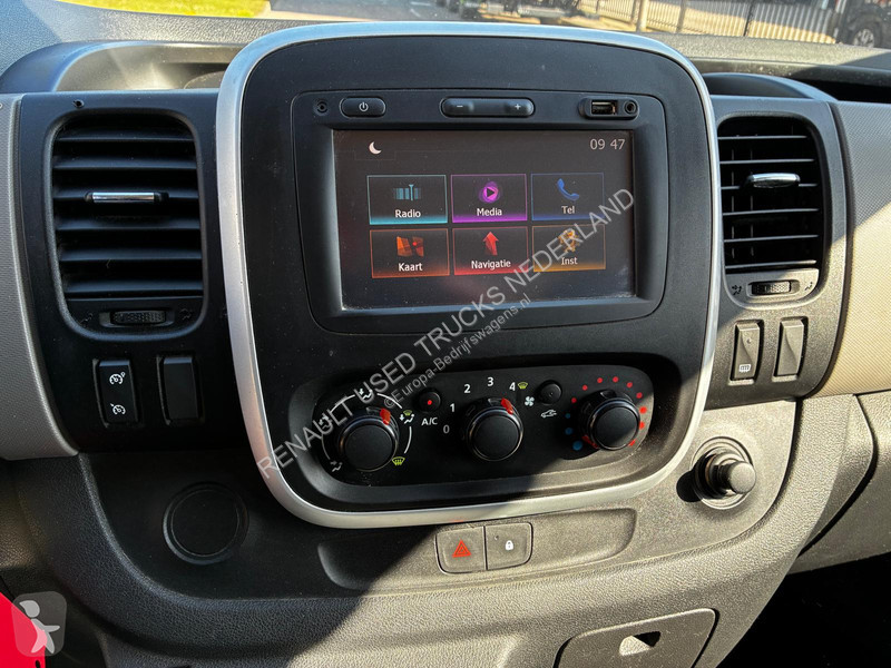 Samochód dostawczy Renault Double Cabin, 1.6...
