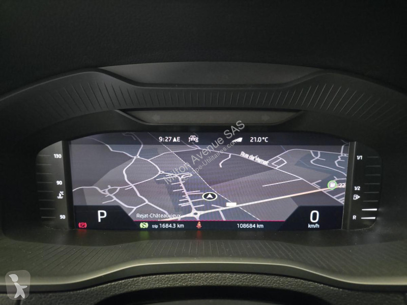 Samochód dostawczy Skoda KAROQ 2.0 TDI SCR -...