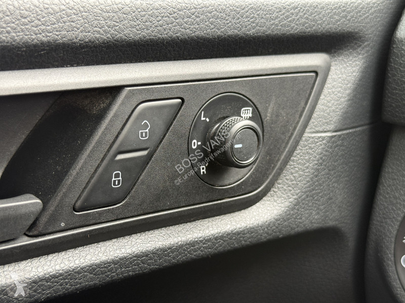 Samochód dostawczy Volkswagen 37kWh 113PK L2H1...