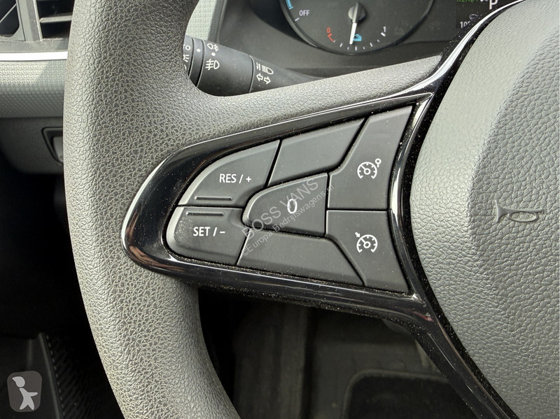 Furgoneta Renault E-Tech 45kWh 122PK L1...