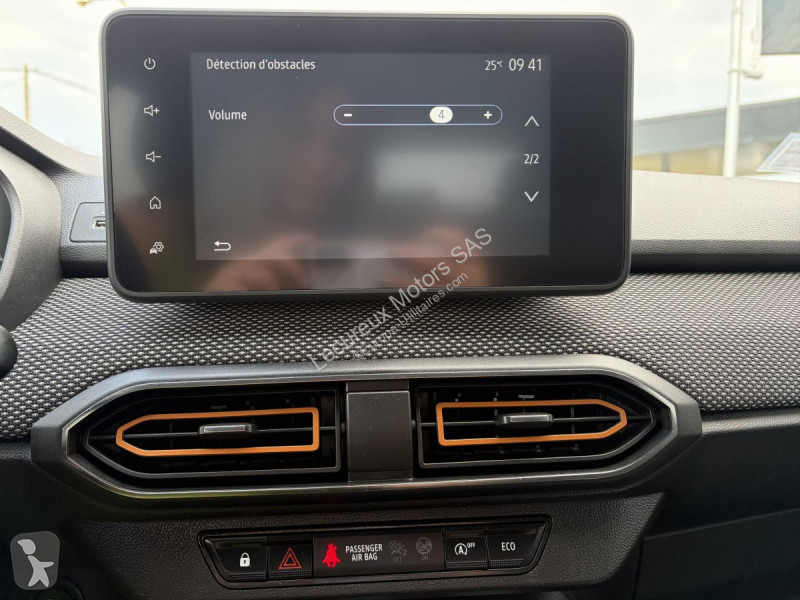 عربة نفعية Dacia (3) Stepway Confort TCe 90