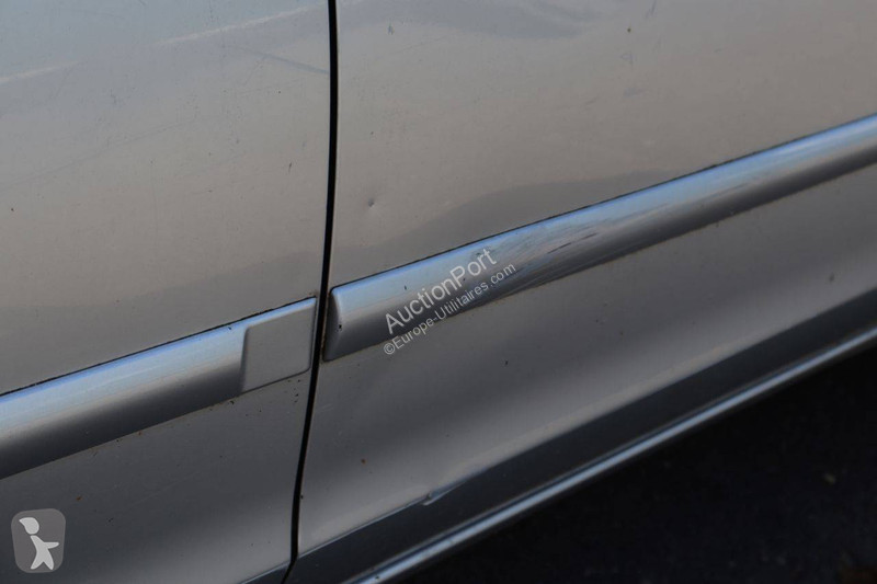 Samochód dostawczy Mitsubishi