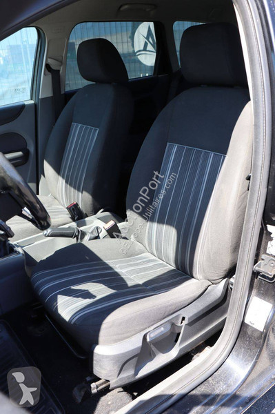 عربة نفعية Ford