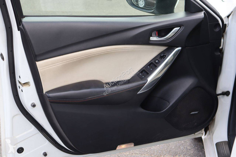 Furgoneta Mazda  6