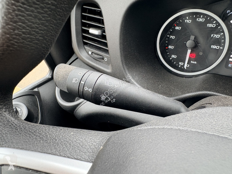 Véhicule utilitaire Iveco 35C16 3.0 160PK...
