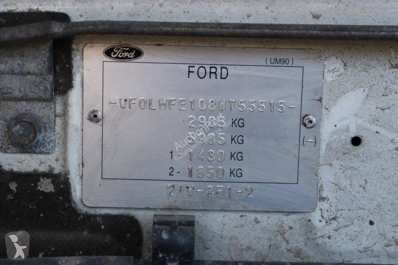 Véhicule utilitaire Ford