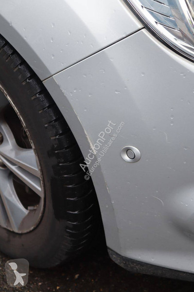Véhicule utilitaire Ford