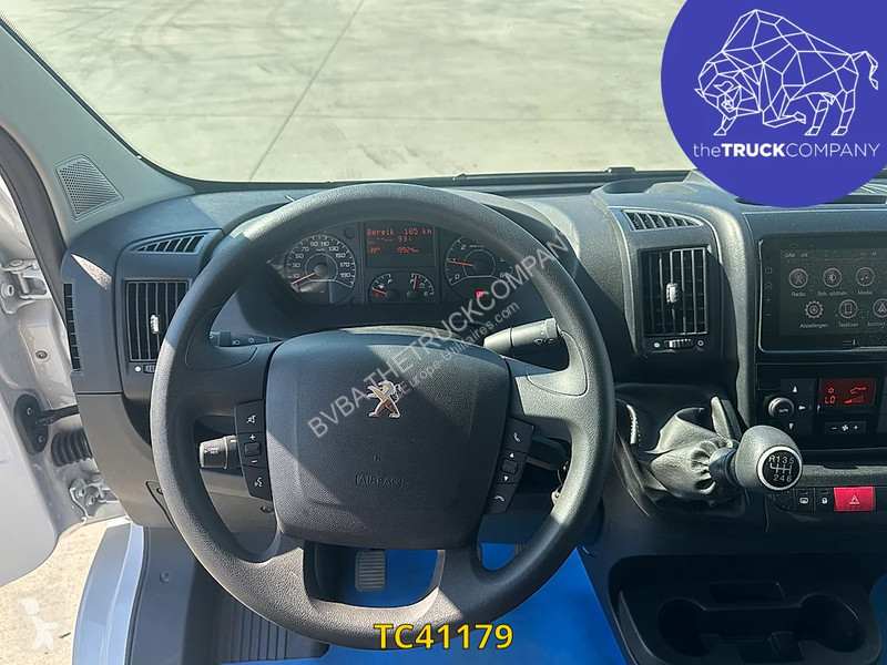 Véhicule utilitaire Peugeot 2.2 HDI