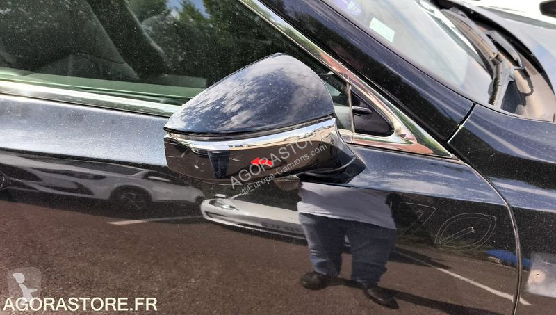 Véhicule utilitaire Lexus ES300H