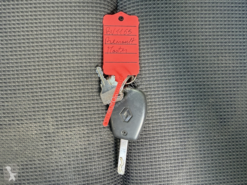 Véhicule utilitaire Renault Plancher T35 2.3...