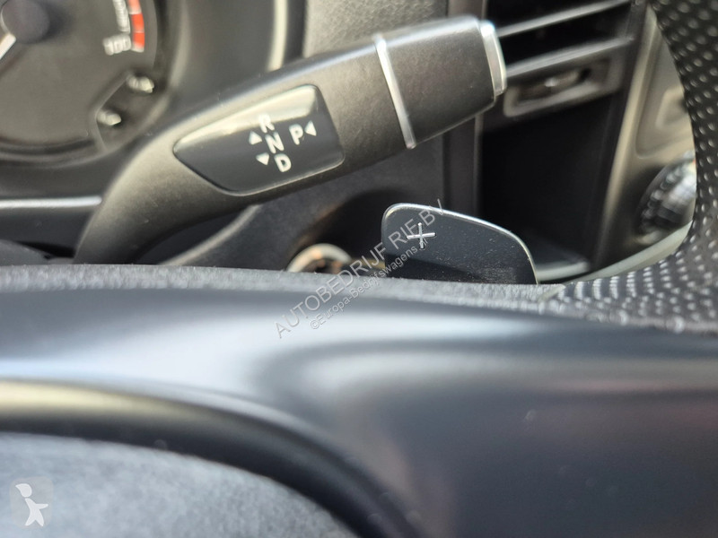 Véhicule utilitaire Mercedes L2 DC 5 Pers/...