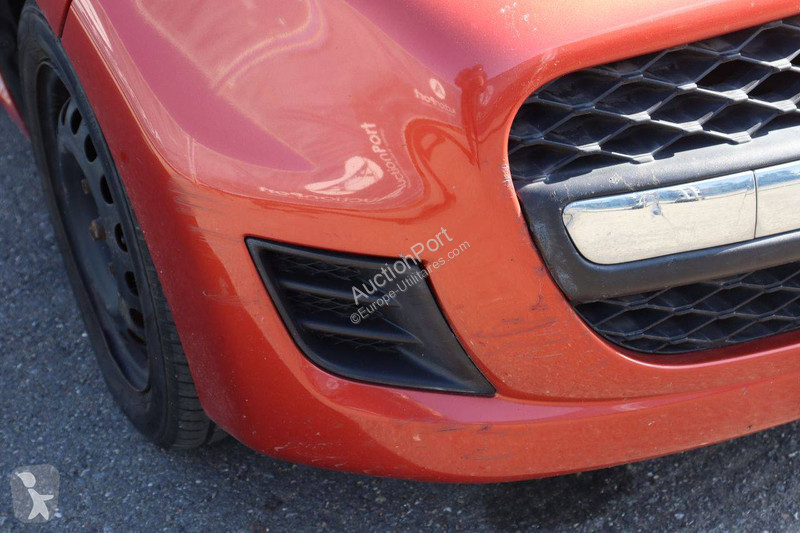 Véhicule utilitaire Peugeot