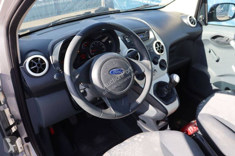 Véhicule utilitaire Ford Ka
