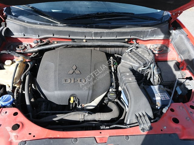 Véhicule utilitaire Mitsubishi