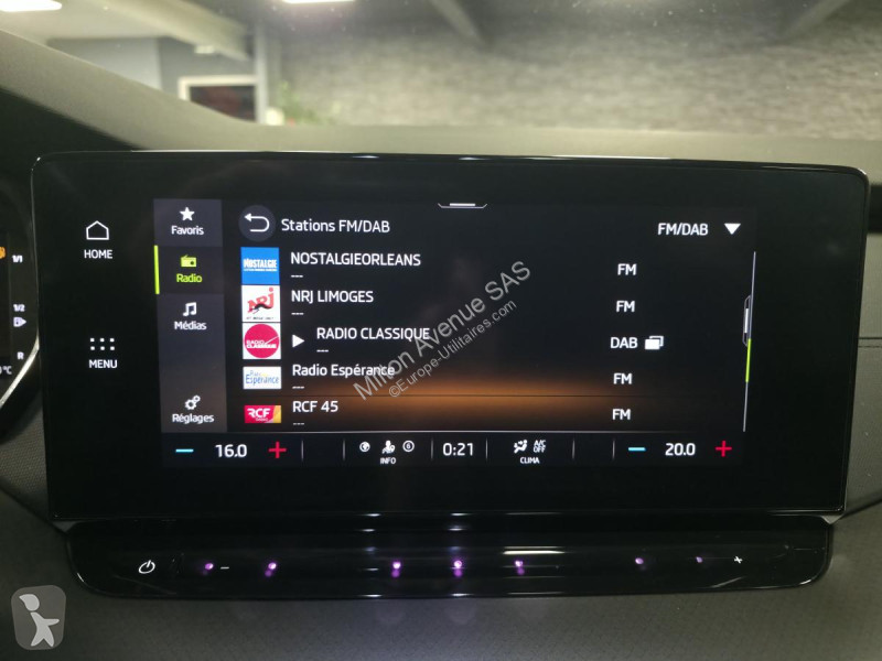 Véhicule utilitaire Skoda OCTAVIA Combi 2.0 TDI...