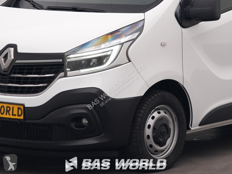 Veículo utilitário Renault 145pk