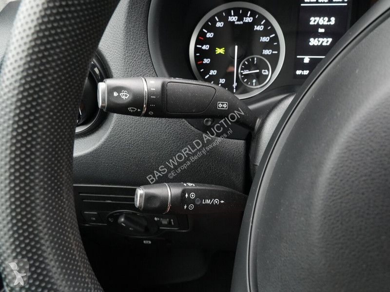 Bedrijfswagen Mercedes