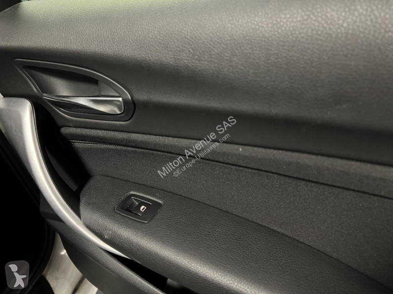 Véhicule utilitaire BMW 118i F20 Sport