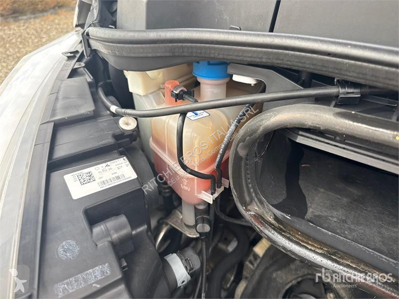 Véhicule utilitaire Opel 2.2