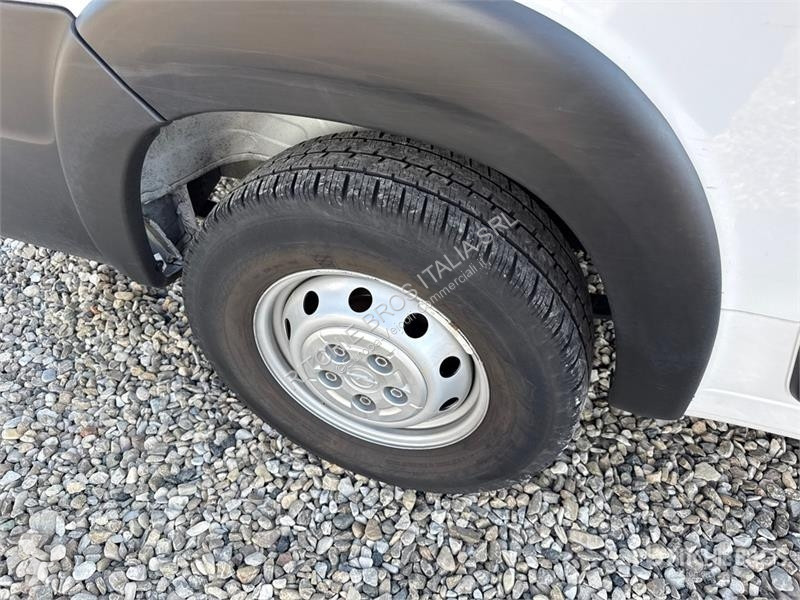 Véhicule utilitaire Opel