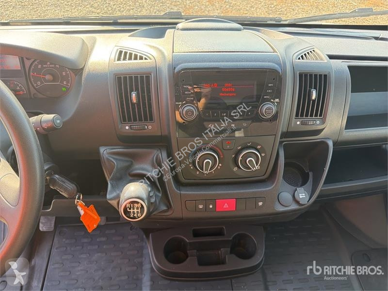 Véhicule utilitaire Opel