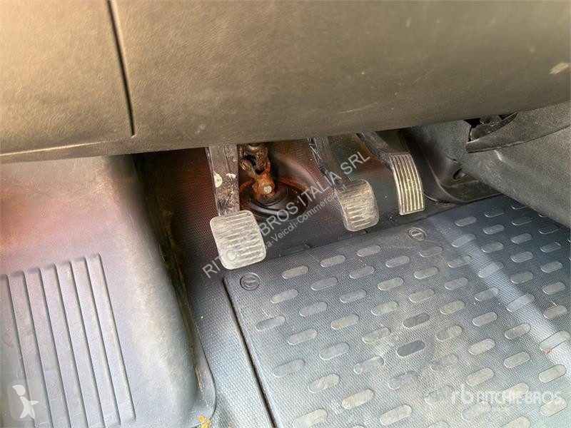 Véhicule utilitaire Opel 2.2 103 KW KA L4H2