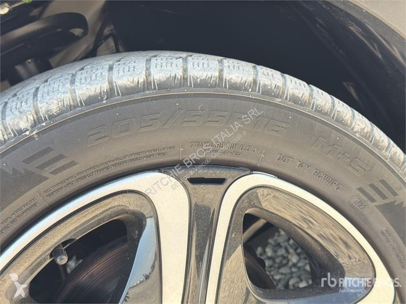 Комерційні автомобілі Citroën C3