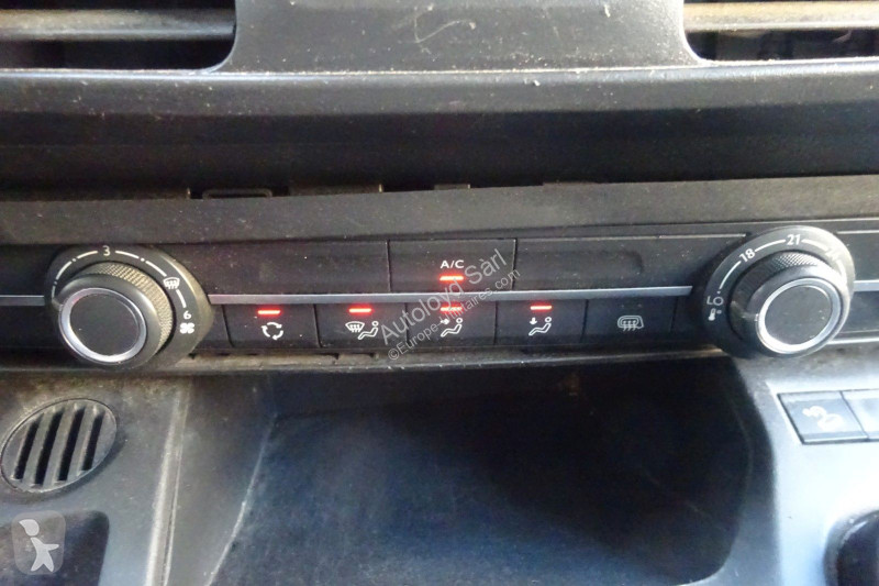 Véhicule utilitaire Peugeot PARTNER 1,5 HDI 100