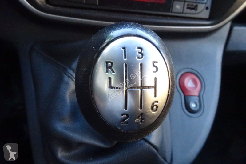 Véhicule utilitaire Renault KANGOO 1,5 DCI 95
