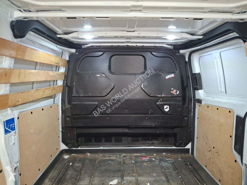 Лекотоварен автомобил Ford 340 1.0 L1H1 PHEV Tr...